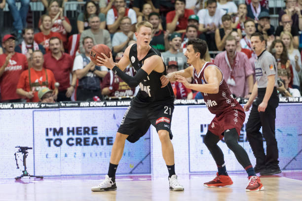 线积极逼抢 线积极逼抢